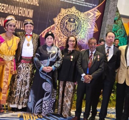 Grand Celebration Marks King Sany Wajaya's 94th Birthday