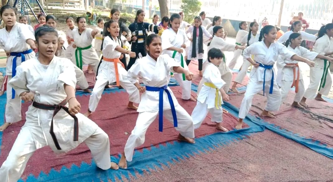 Kolkata Karate Stars Sufia and Kainat Awarded Black Belts