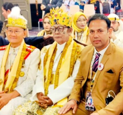 Shahid Mahmood Raja Receives Royal Medal and World Best Person Award 2024 in Thailand