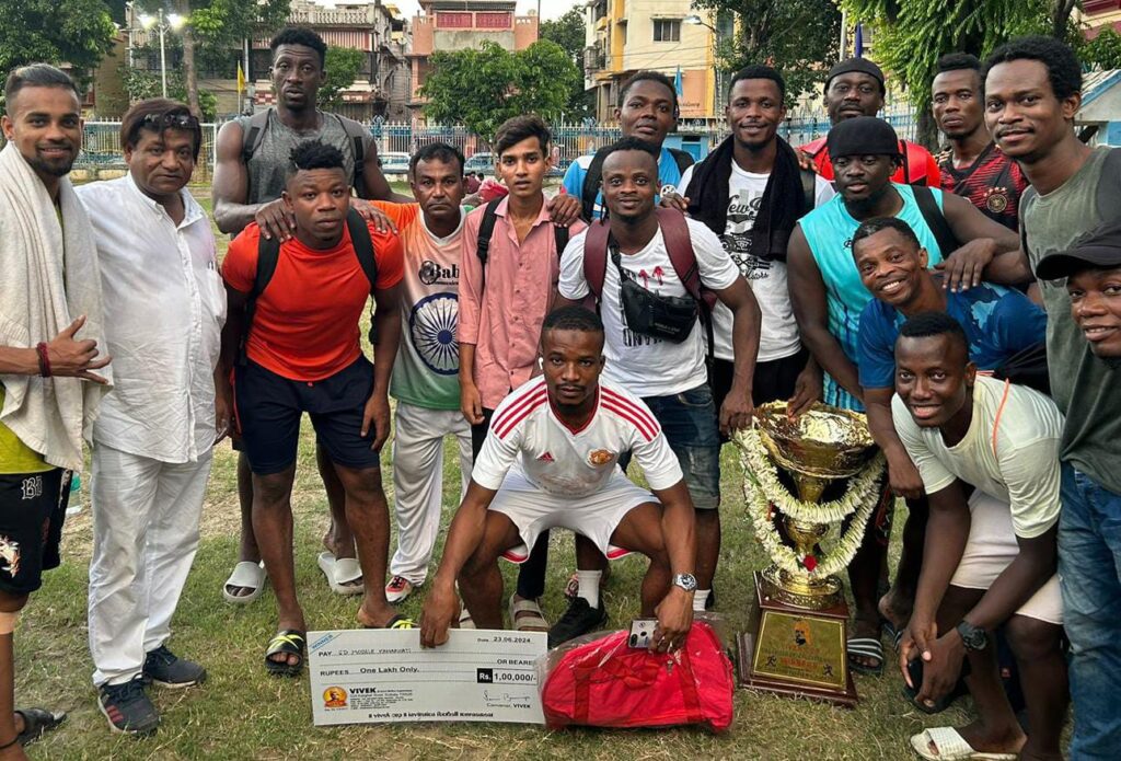 Sports Minister Arup Biswas Honors Sikandar Naaz C.D. Mobile Football Team for Harish Park Vivek Cup Victory