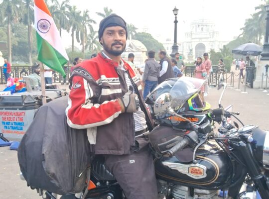 Motorcyclist Abdul Qadir finally Reaches Kolkata after months of journey